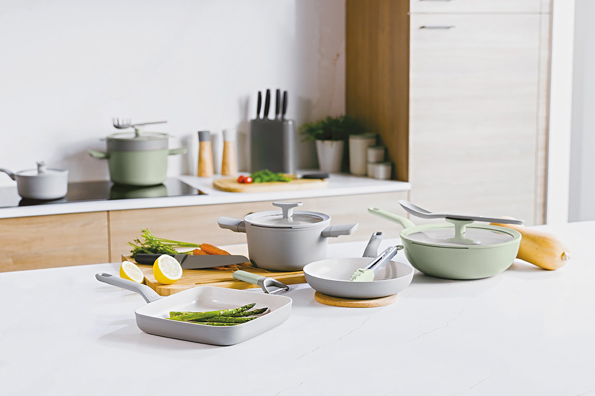 BergHOFF 24cm Covered Stockpot – Balance Moonmist with Straining Lid &amp; Healthy Ceramic Coating